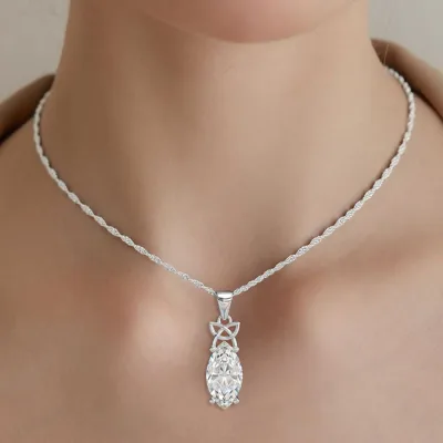 Trinity Pendant — Photo 5